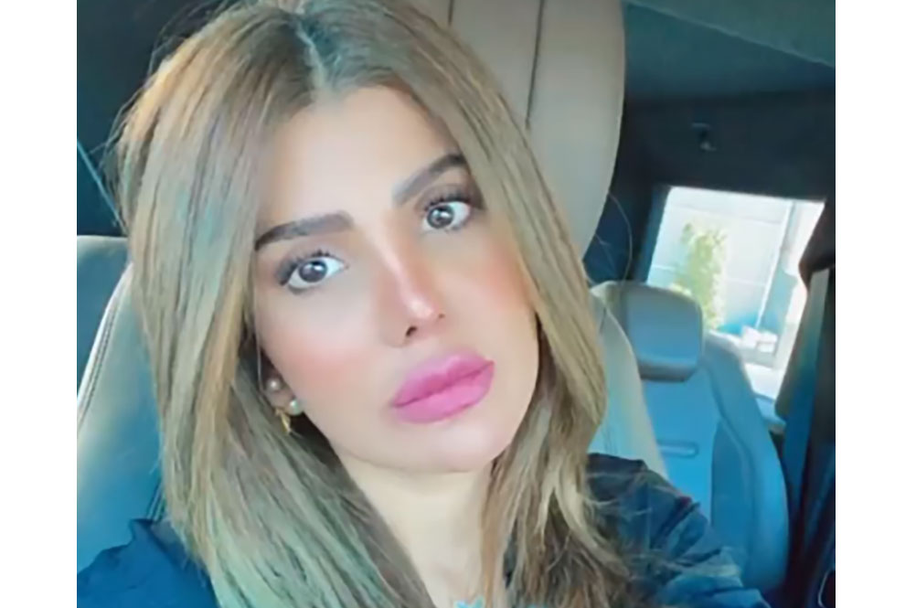 ابنة إلهام الفضالة تكشف بالفيديو كيف ازالت الفيلر من شفتيها بعد نفخهما –  Beirutcom.net